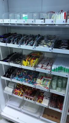 Recycling Made Easy with Compact Plastic Bottle and Metal Can PET Materials