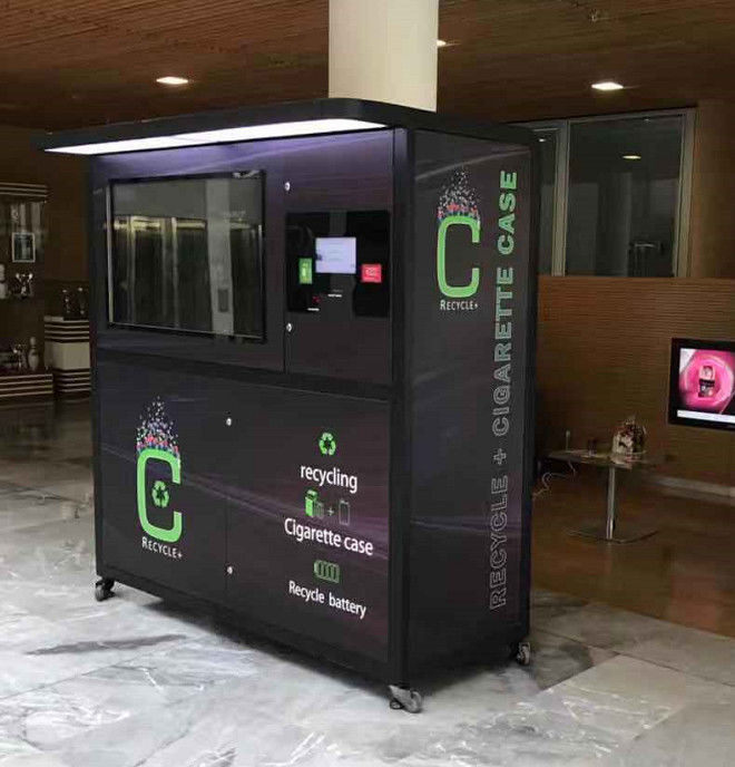 Cigar Box Reverse Recycling Vending Machine With CCTV Camera